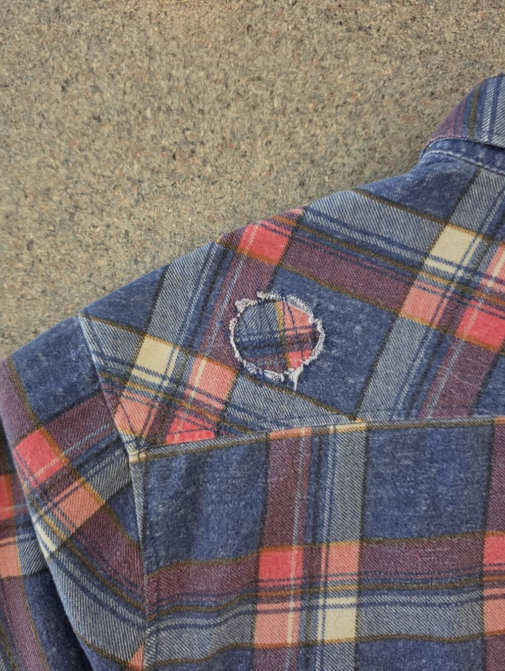 RVCA Button Down - Picture 2 of 8